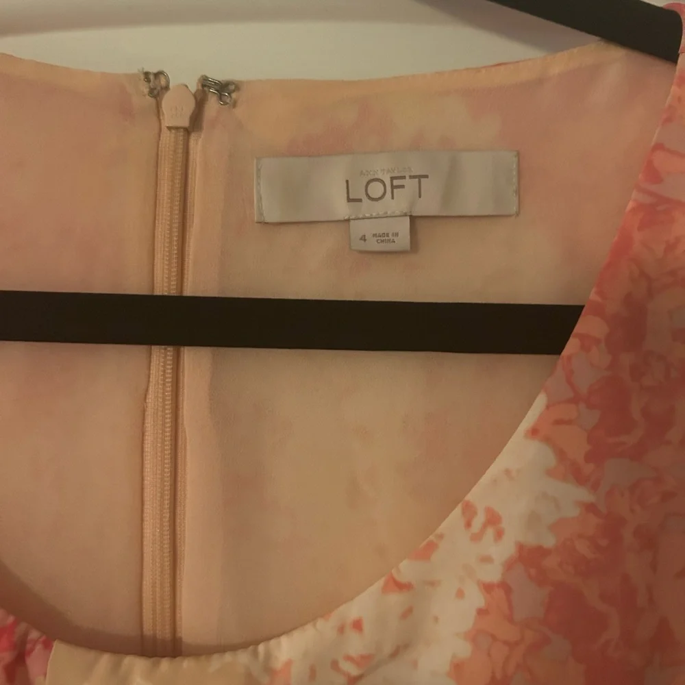 Loft Dress - Picture 3 of 3
